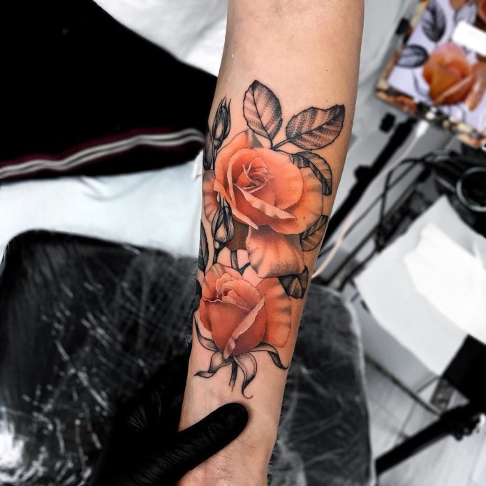 14 81-100 tatouages ​​roses pour femmes