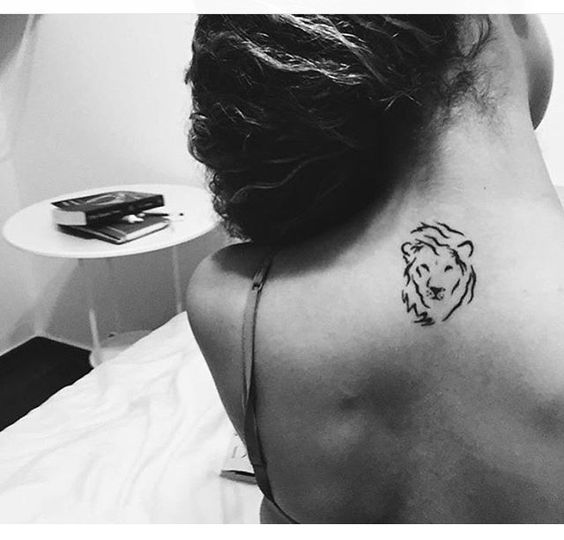 Le meilleur tatouage de lion pour vous et votre roi intérieur de la jungle! Top 151 81