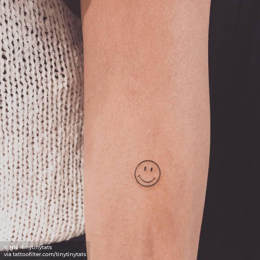 30 tatouages ​​​​Tumblr minuscules remarquables 9